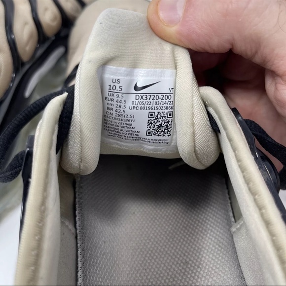 Nike Air Vapormax Plus Men’s Size 10.5 Rattan White Khaki Brown Black DX3720-200 - Picture 11 of 14